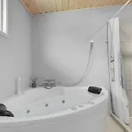 Pet Friendly In Vaeggerlose Tatil Evi