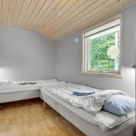 Pet Friendly In Vaeggerlose Feriehus