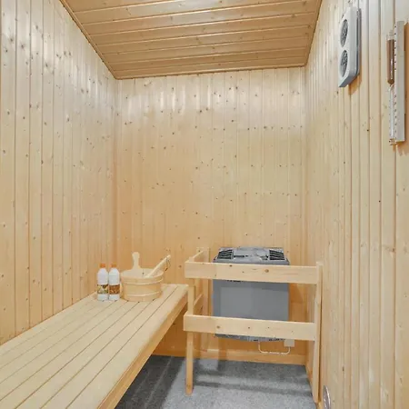 Pet Friendly In Vaeggerlose Feriehus *